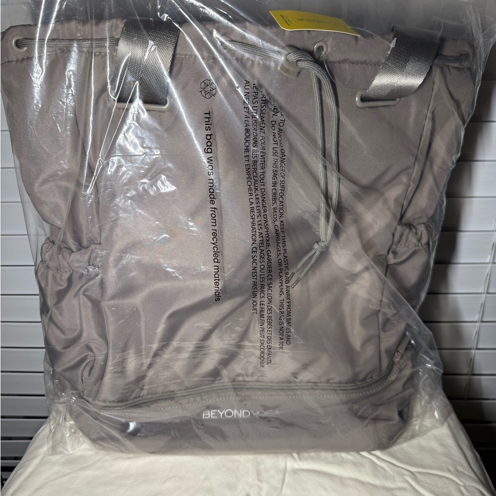 Beyond Yoga Gray Travel Bag